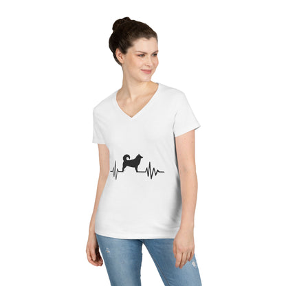 My Heart Beats For Malamutes Women's V-Neck Tee