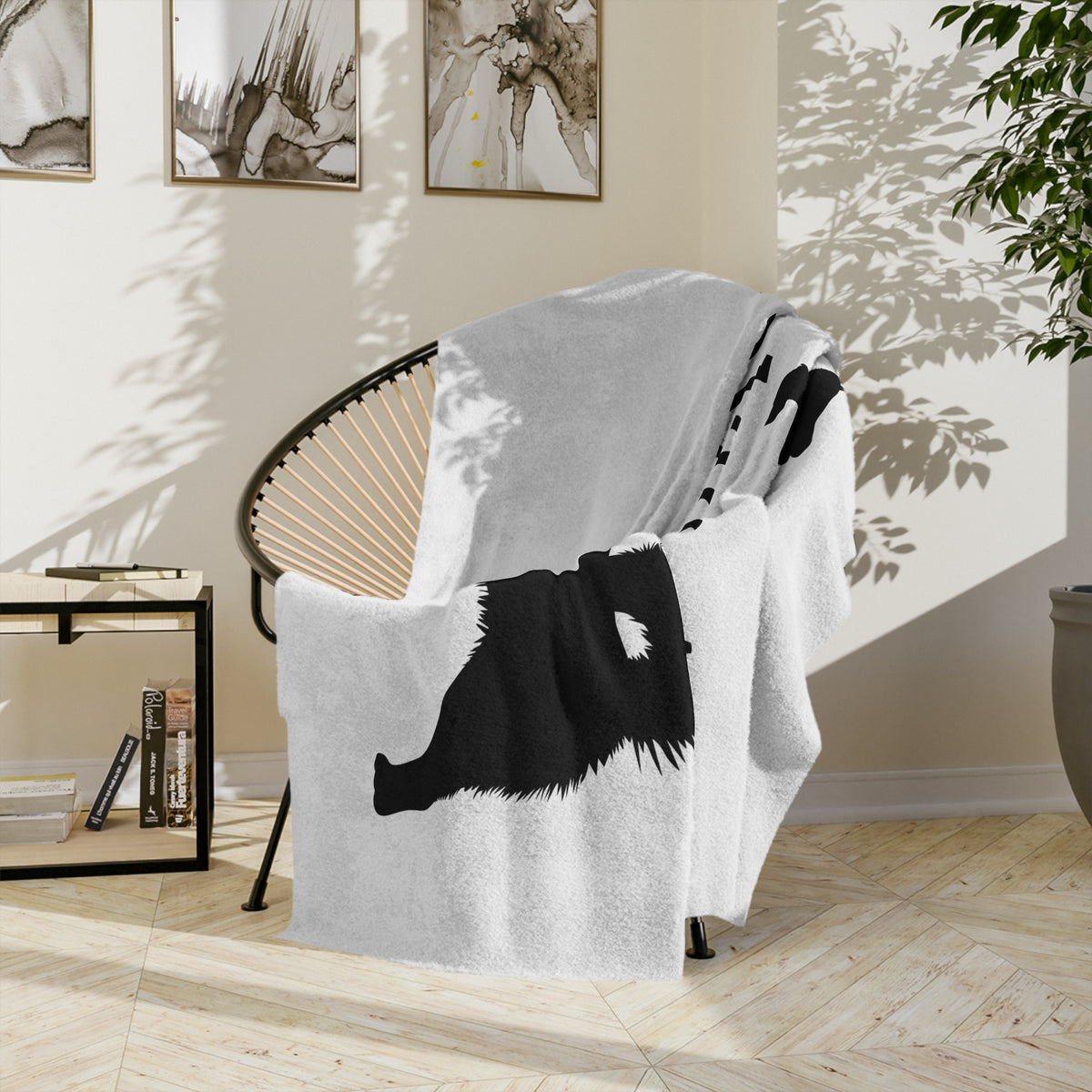 Malamute Mayhem Velveteen Microfiber Blanket
